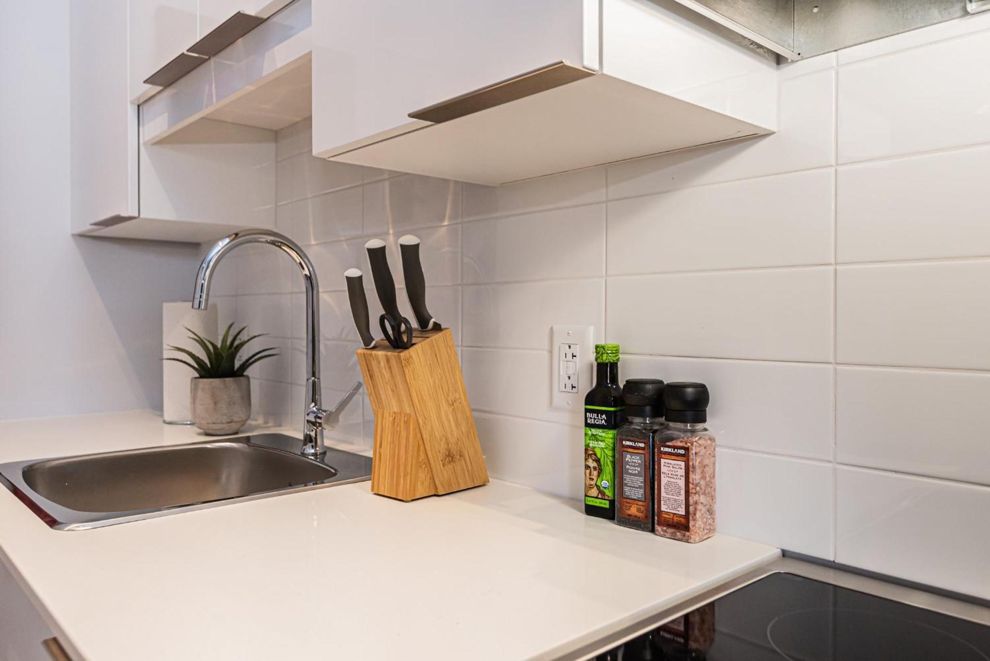 Wonderful New Studio Close To Mount Royal By Den Stays Μόντρεαλ Δωμάτιο φωτογραφία